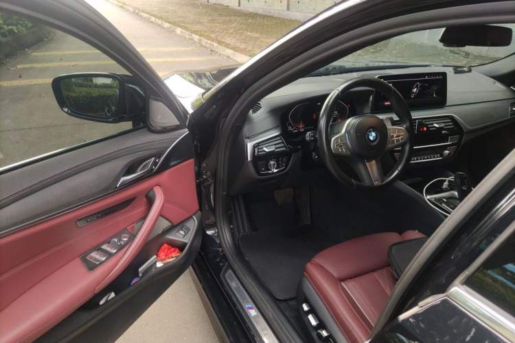 Used BMW 5 Series 2022 Revised Version 3 530Li Luxury Edition Premium Package Driver Seat