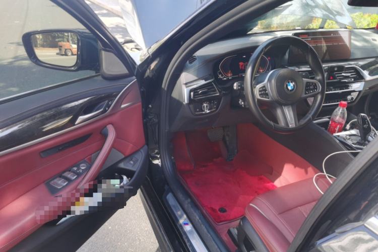 Used BMW 5 Series 2022 525Li M Sport Package Driver Seat