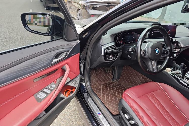 Used BMW 5 Series 2022 530Li Leading Model M Sport Package Driver Seat