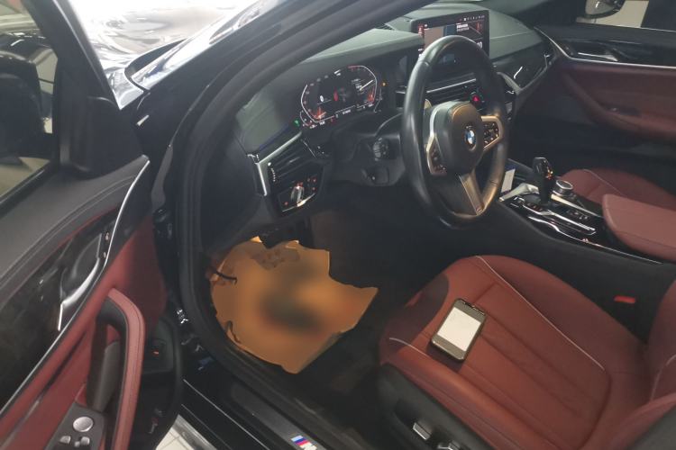 Used BMW 5 Series 2022 Restyled 525Li M Sport Package Driver Seat