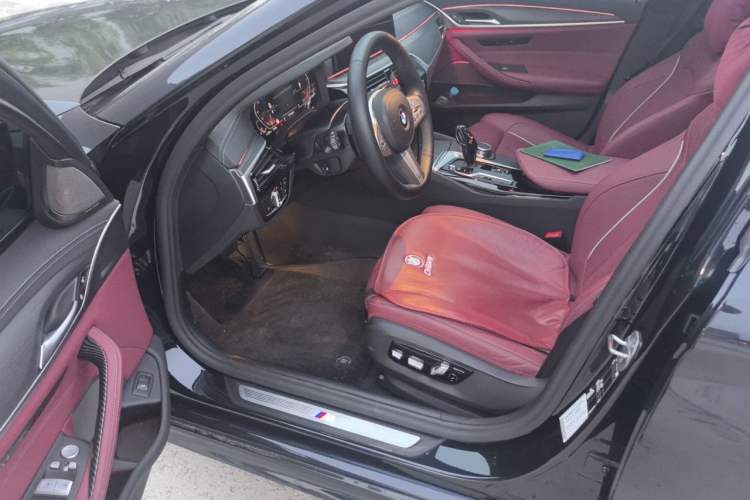 Used BMW 5 Series 2022 Revised Version 3 530Li Luxury Edition M Sport Package Driver Seat