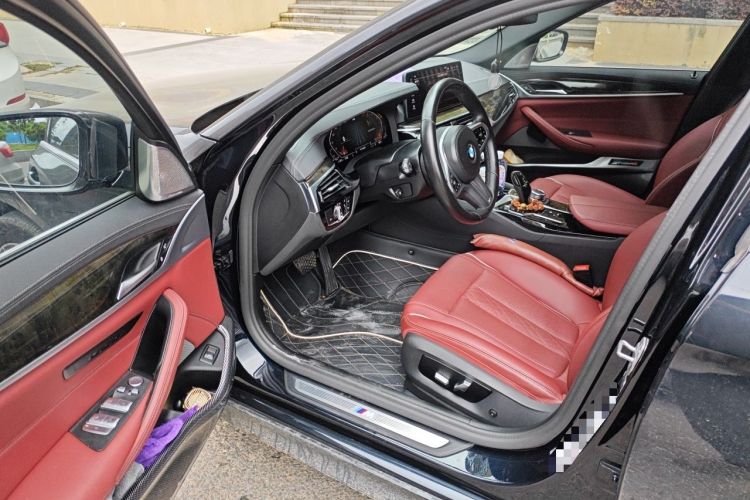 Used BMW 5 Series 2022 Restyled 525Li M Sport Package Driver Seat