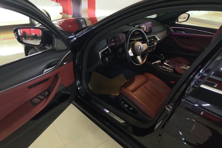 Used BMW 5 Series 2022 Revised Version 3 530Li Luxury Edition M Sport Package Driver Seat
