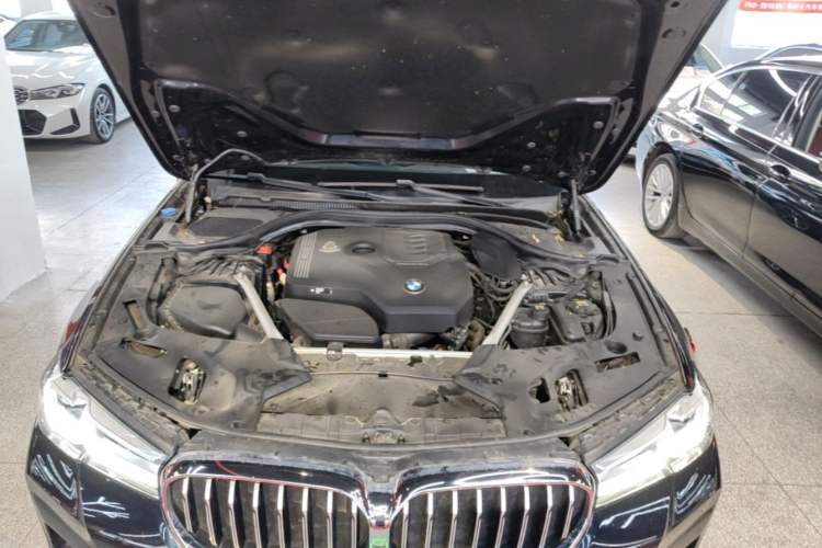 Used BMW 5 Series 2022 Restyled 530Li Leading Edition M Sport Package Engine Bay