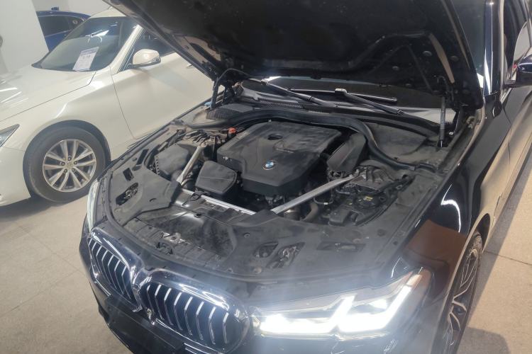 Used BMW 5 Series 2022 Second Facelift 525Li M Sport Package Engine Bay