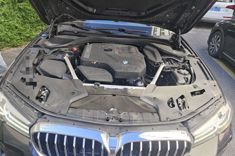 Used BMW 5 Series 2022 Restyled 525Li M Sport Package Engine Bay