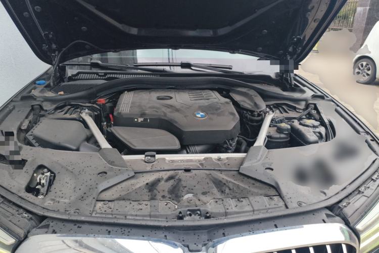 Used BMW 5 Series 2022 Second Facelift 530Li Luxury Version M Sport Package Engine Bay