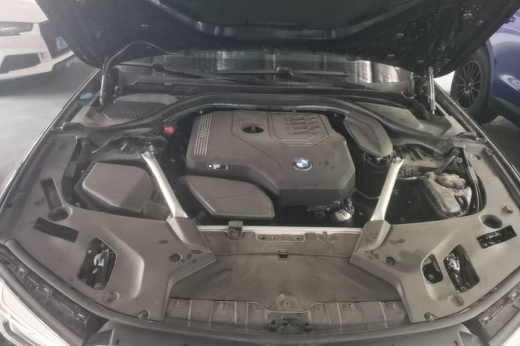 Used BMW 5 Series 2022 Restyled 525Li M Sport Package Engine Bay