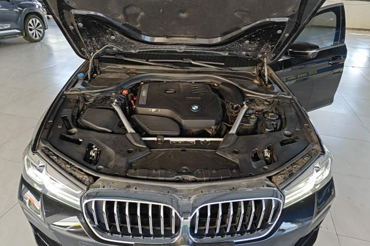 Used BMW 5 Series 2022 Restyled 530Li Leading Edition M Sport Package Engine Bay