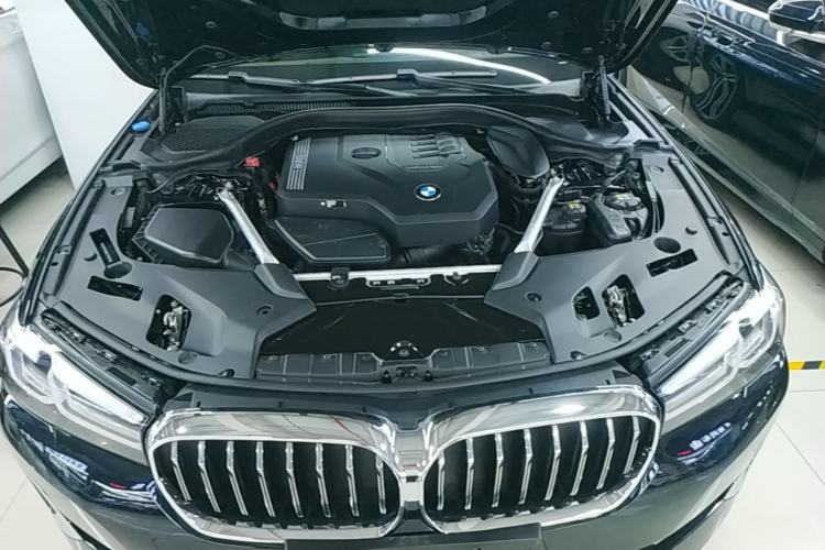 Used BMW 5 Series 2022 Updated 530Li Leading Edition Luxury Package Engine Bay