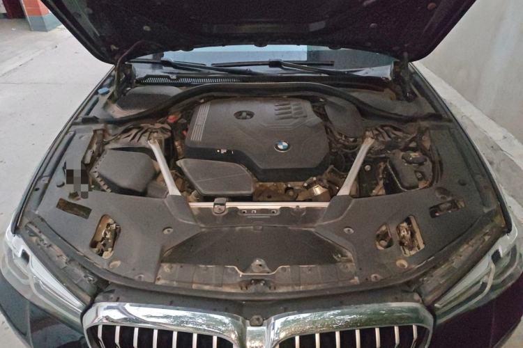 Used BMW 5 Series 2022 Restyled 525Li M Sport Package Engine Bay