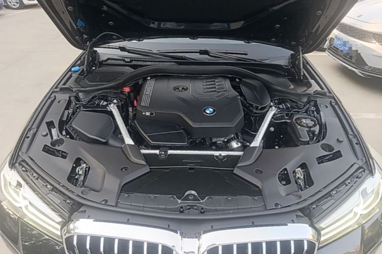 Used BMW 5 Series 2022 Second Facelift 525i M Sport Package Engine Bay