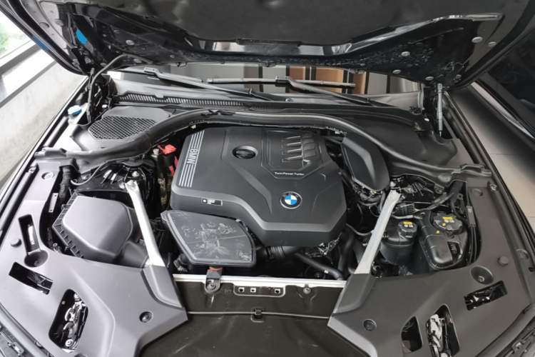 Used BMW 5 Series 2022 Updated 530Li Leading Edition Luxury Package Engine Bay