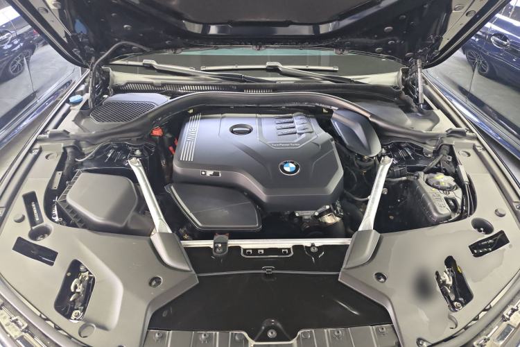 Used BMW 5 Series 2022 Restyled 525Li M Sport Package Engine Bay