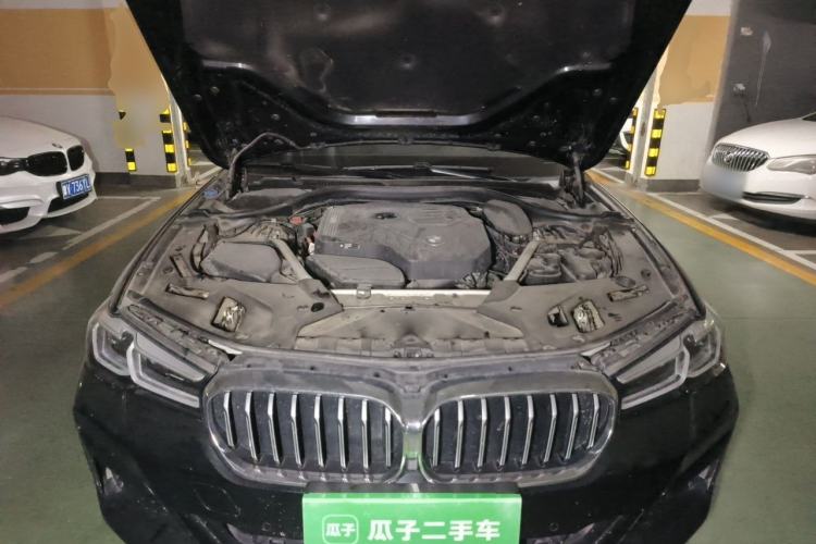 Used BMW 5 Series 2022 530Li Leading Model M Sport Package Engine Bay