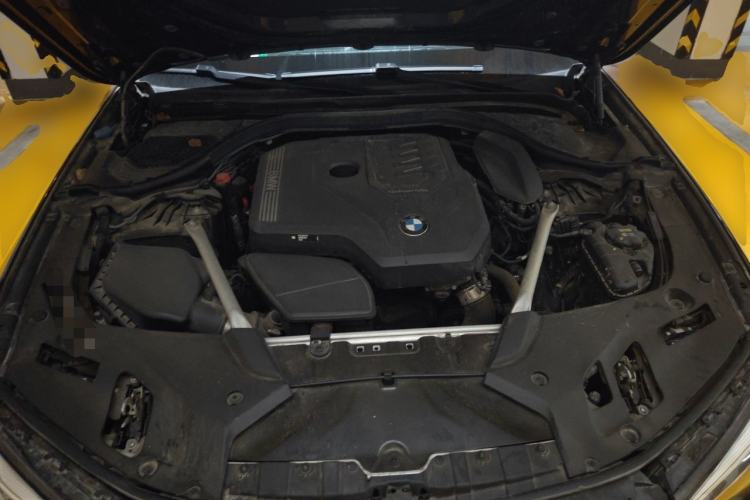 Used BMW 5 Series 2022 Second Facelift 525Li M Sport Package Engine Bay