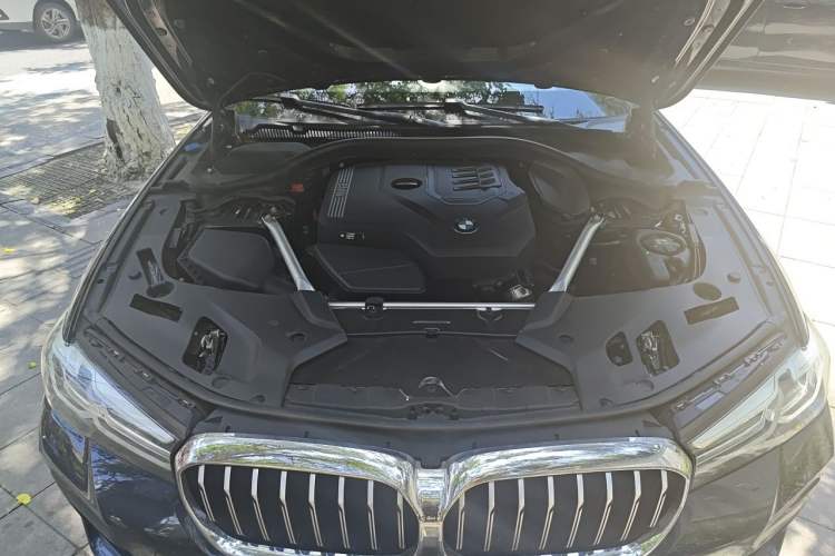 Used BMW 5 Series 2022 525i M Sport Package Engine Bay