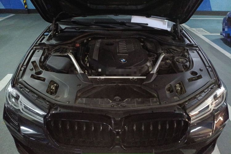 Used BMW 5 Series 2022 Restyled 540i Luxury Edition M Sport Package Engine Bay