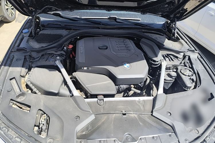 Used BMW 5 Series 2022 Second Facelift 530i M Sport Package Engine Bay