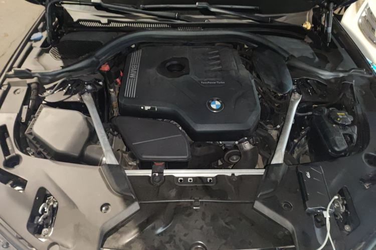 Used BMW 5 Series 2022 525Li M Sport Package Engine Bay