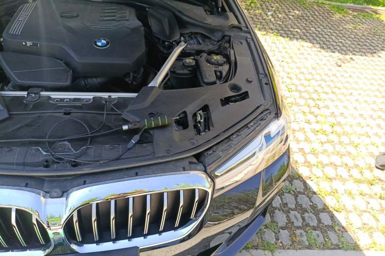 Used BMW 5 Series 2022 Revised Version 3 530Li Luxury Edition M Sport Package Engine Bay Left