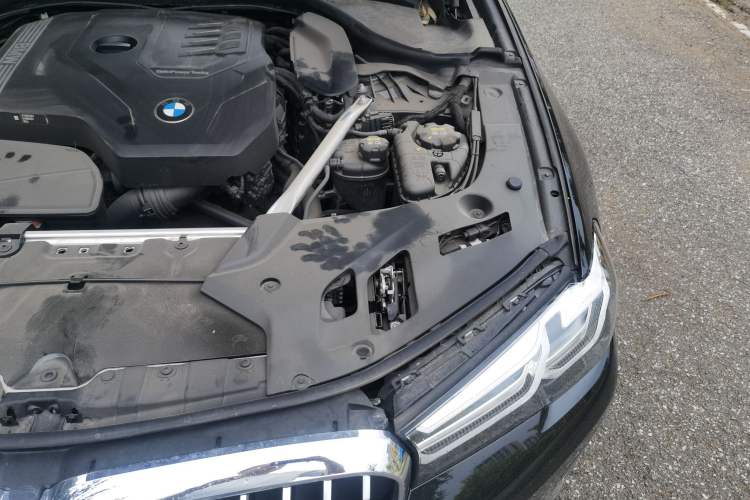 Used BMW 5 Series 2022 530Li xDrive Luxury Package Engine Bay Left