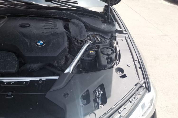 Used BMW 5 Series 2022 Restyled 530Li Leading Edition M Sport Package Engine Bay Left