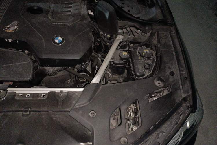 Used BMW 5 Series 2022 Updated 530Li Leading Edition Luxury Package Engine Bay Left