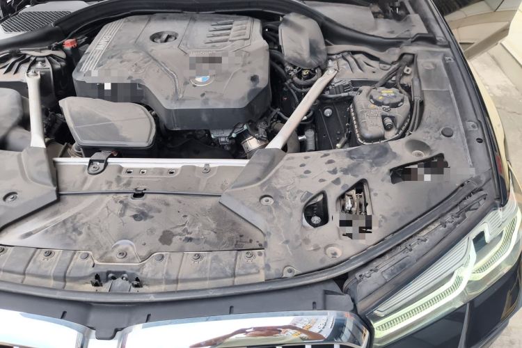 Used BMW 5 Series 2022 Restyled 525Li M Sport Package Engine Bay Left