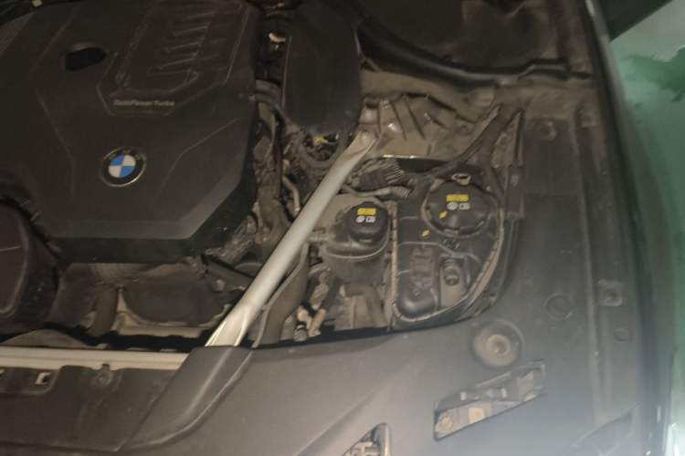 Used BMW 5 Series 2022 Restyled 530Li Leading Edition M Sport Package Engine Bay Left