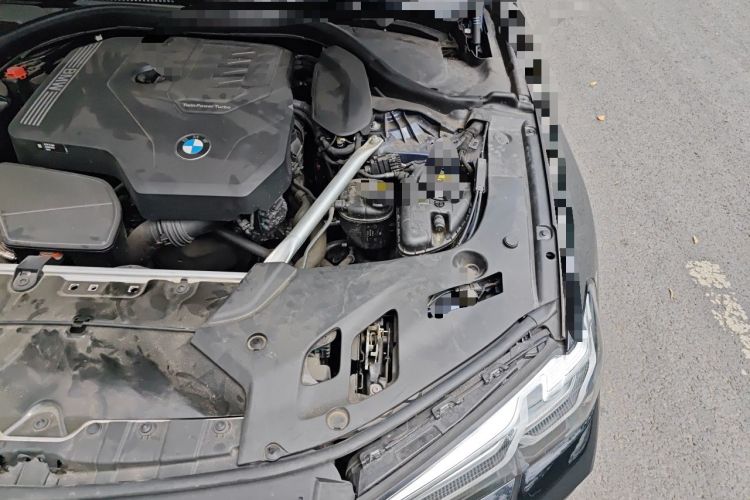 Used BMW 5 Series 2022 530Li Leading Model M Sport Package Engine Bay Left