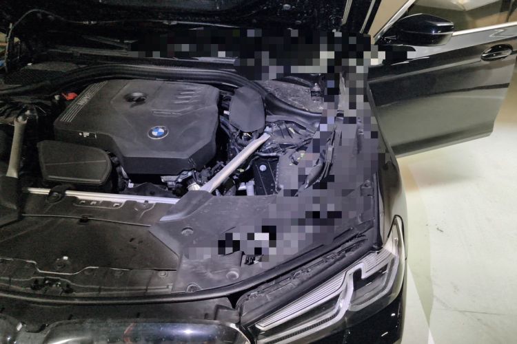 Used BMW 5 Series 2022 Restyled 525Li Luxury Package Engine Bay Left