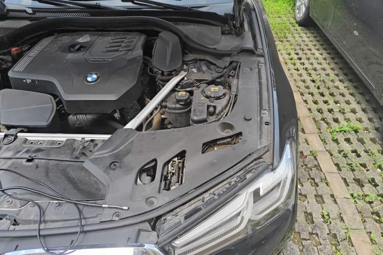 Used BMW 5 Series 2022 Updated 530Li xDrive Luxury Package Engine Bay Left