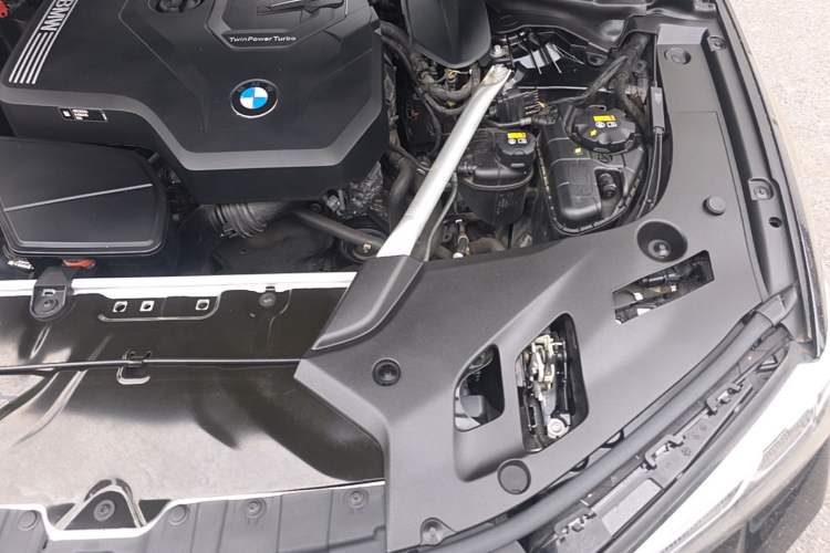 Used BMW 5 Series 2022 530Li Leading Model M Sport Package Engine Bay Left