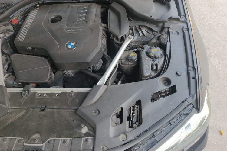 Used BMW 5 Series 2022 Restyled 530Li Luxury Edition M Sport Package Engine Bay Left