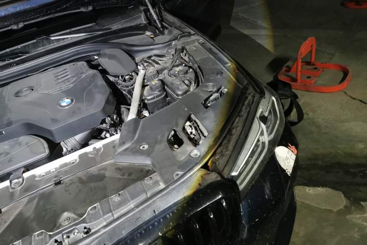 Used BMW 5 Series 2022 Second Facelift 530Li Leading Edition M Sport Package Engine Bay Left