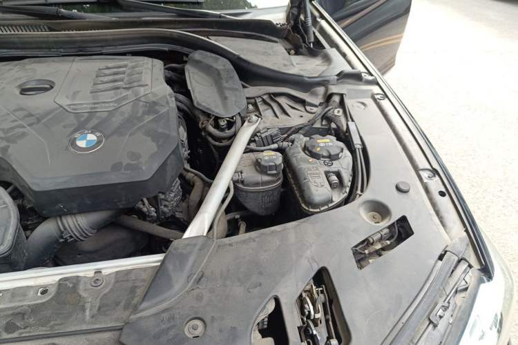Used BMW 5 Series 2022 Restyled 530Li Leading Edition M Sport Package Engine Bay Left