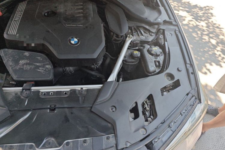 Used BMW 5 Series 2022 Second Facelift 530Li Luxury Version M Sport Package Engine Bay Left