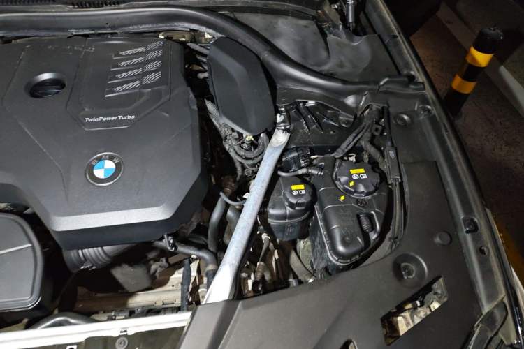 Used BMW 5 Series 2022 Updated 530Li Leading Edition Luxury Package Engine Bay Left