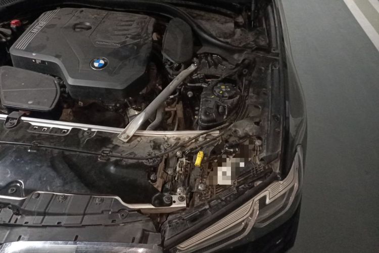 Used BMW 5 Series 2022 Second Facelift 525Li M Sport Package Engine Bay Left