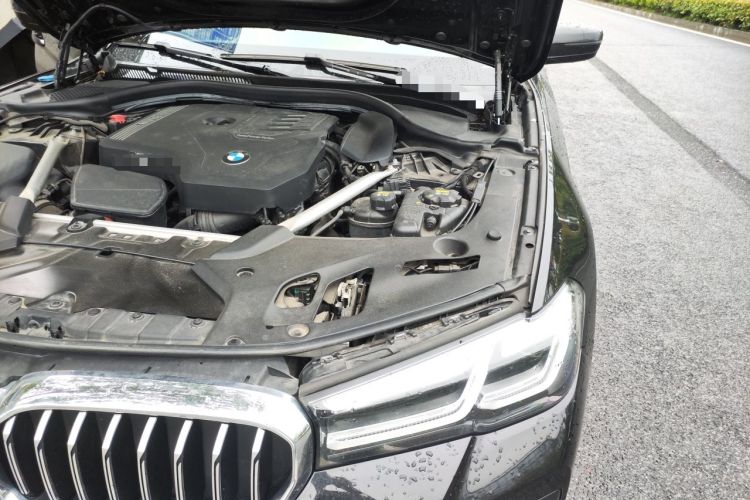 Used BMW 5 Series 2022 Second Facelift 530Li Luxury Version M Sport Package Engine Bay Left