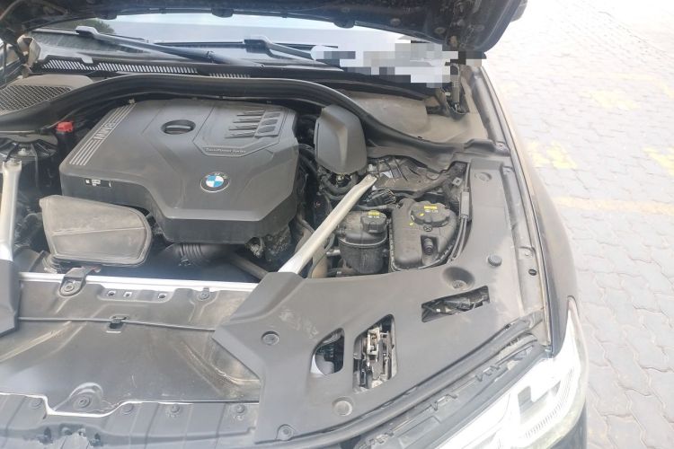 Used BMW 5 Series 2022 Second Facelift 530Li xDrive M Sport Package Engine Bay Left