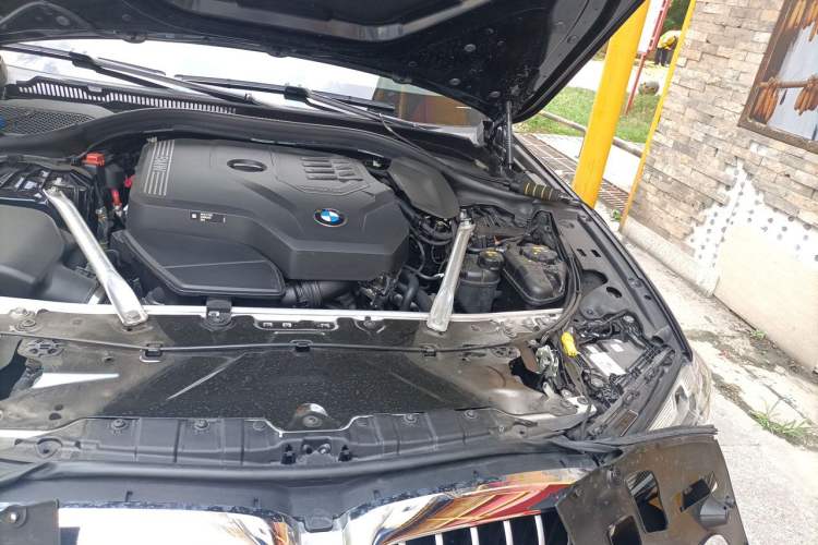 Used BMW 5 Series 2022 Second Facelift 530Li xDrive M Sport Package Engine Bay Left