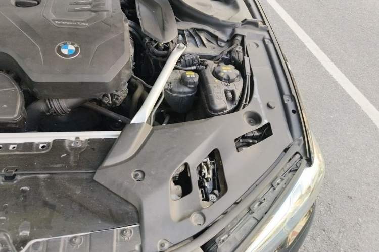 Used BMW 5 Series 2022 Updated 530Li xDrive Luxury Package Engine Bay Left