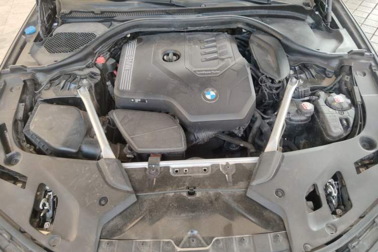 Used BMW 5 Series 2022 530Li Leading Luxury Package Engine Bay