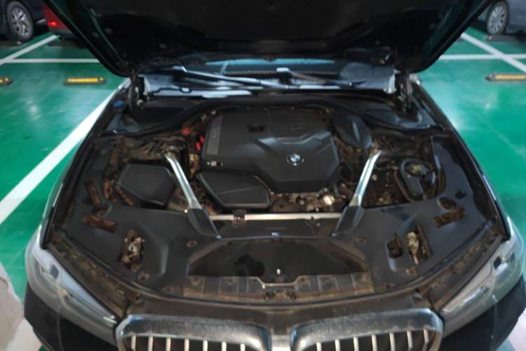 Used BMW 5 Series 2022 Second Facelift 525i M Sport Package Engine Bay