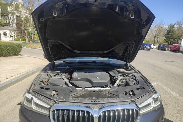 Used BMW 5 Series 2022 530Li Leading Luxury Package Engine Bay