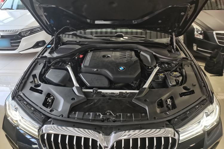 Used BMW 5 Series 2022 Restyled 530Li Leading Edition M Sport Package Engine Bay
