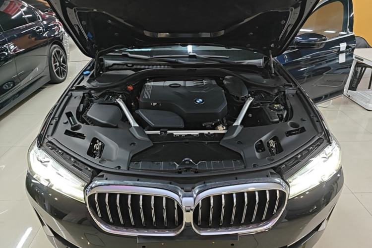 Used BMW 5 Series 2022 Restyled 525Li Luxury Package Engine Bay