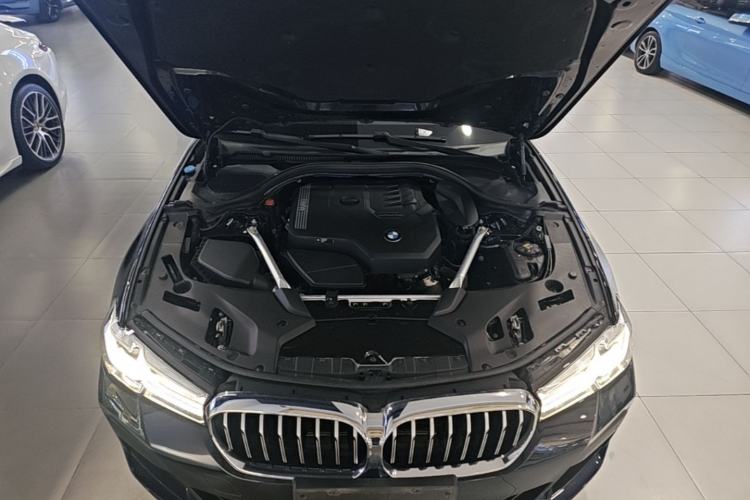 Used BMW 5 Series 2022 Restyled 525Li M Sport Package Engine Bay